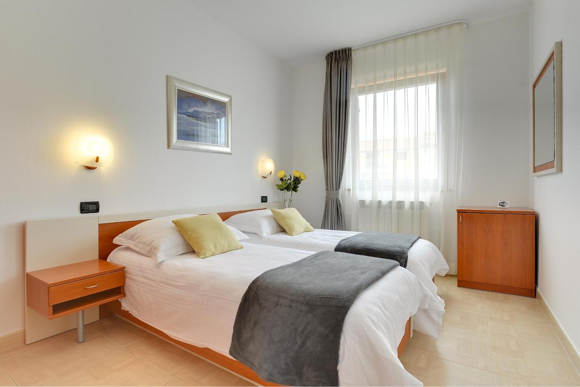 Villa Nina B&B โรวีน ภายนอก รูปภาพ
